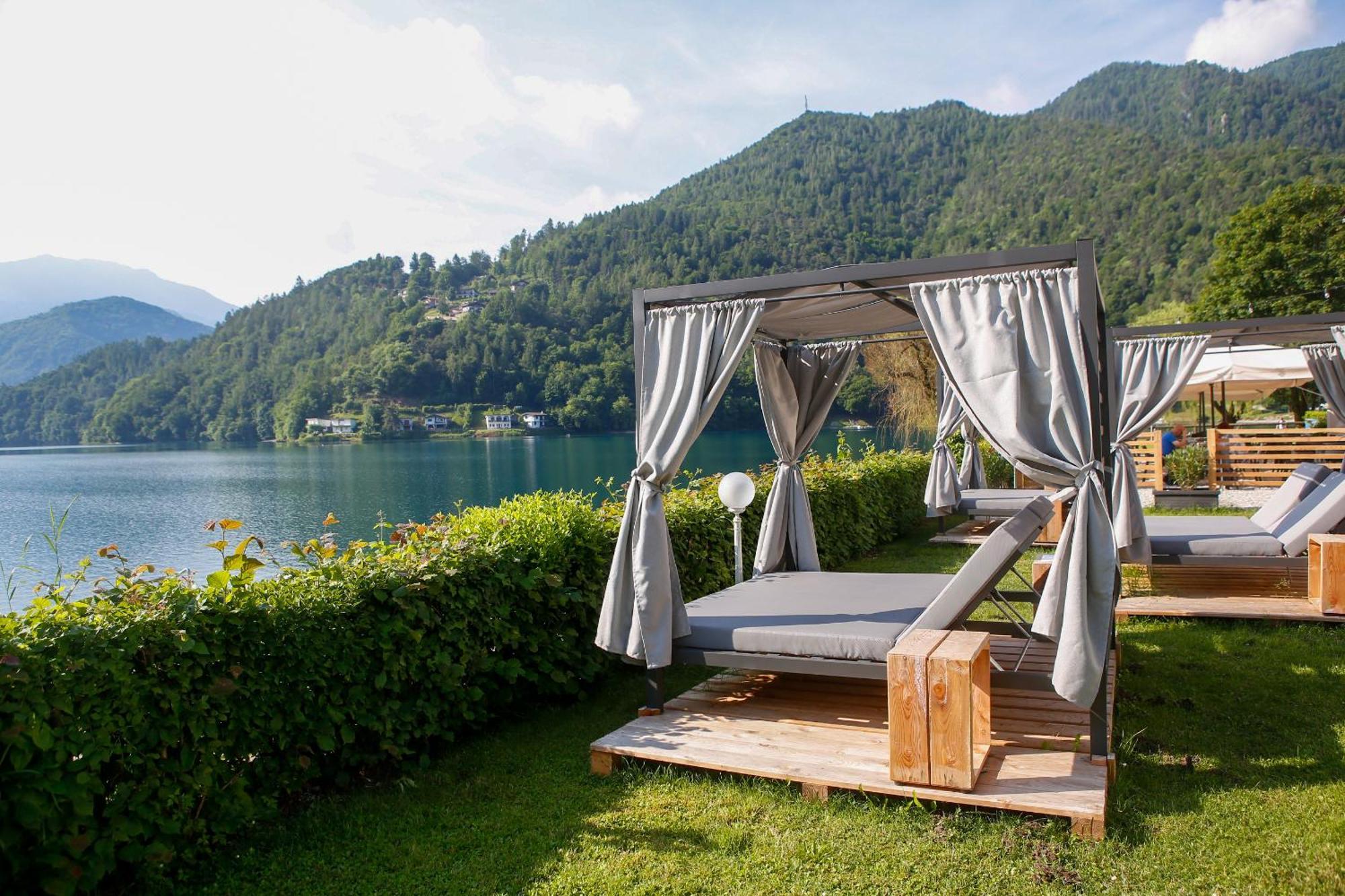 Hotel Lido Pieve Di Ledro Exterior photo