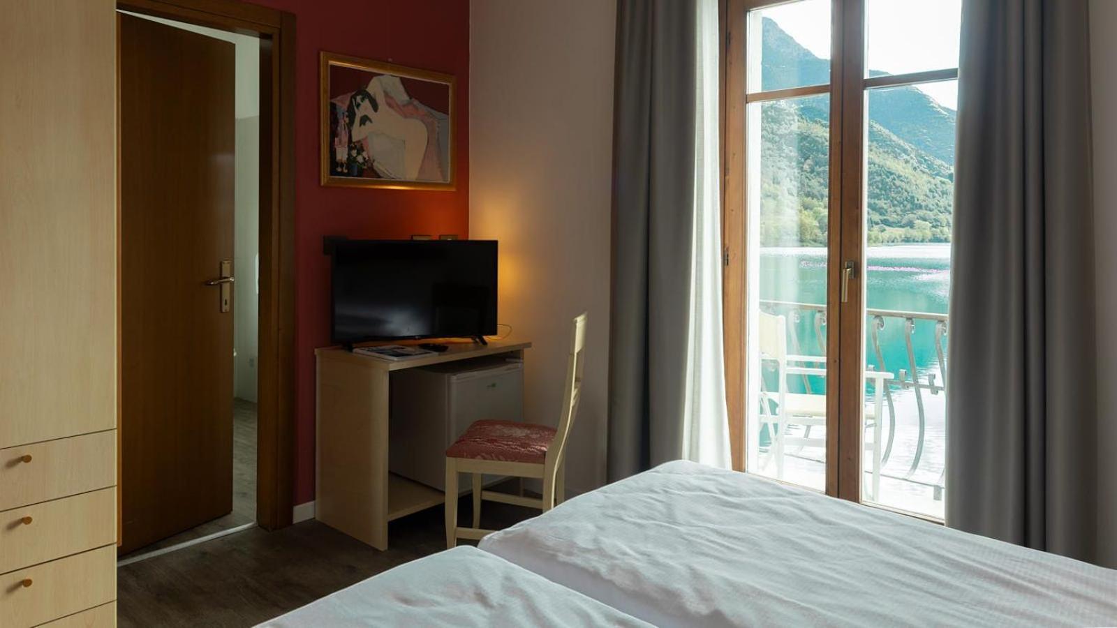 Hotel Lido Pieve Di Ledro Exterior photo